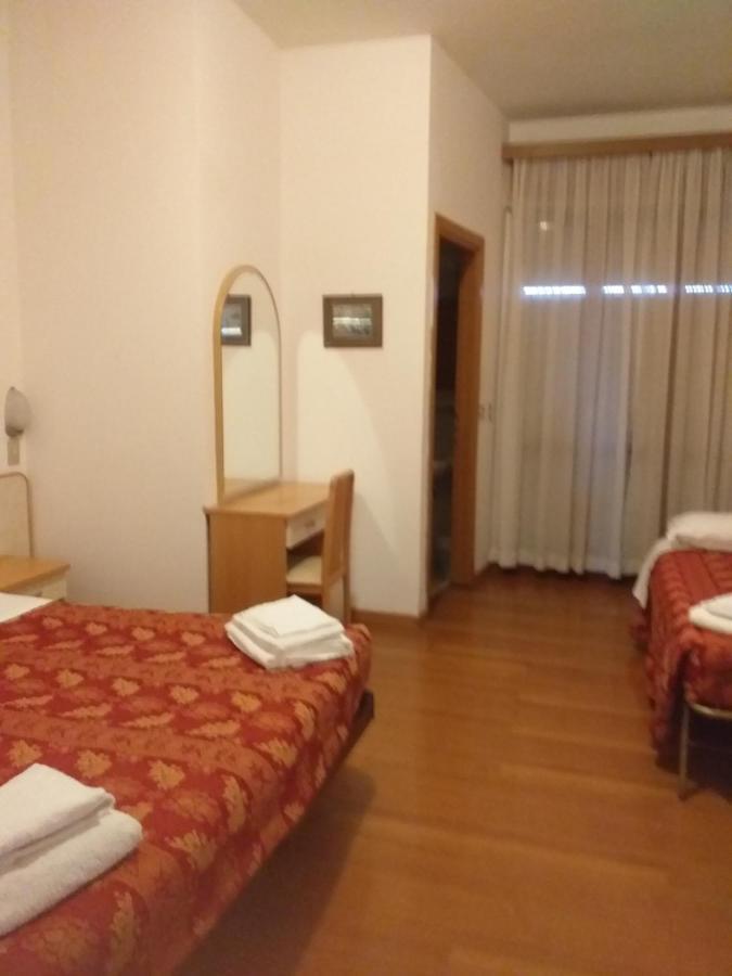 Triple Room Bathroom