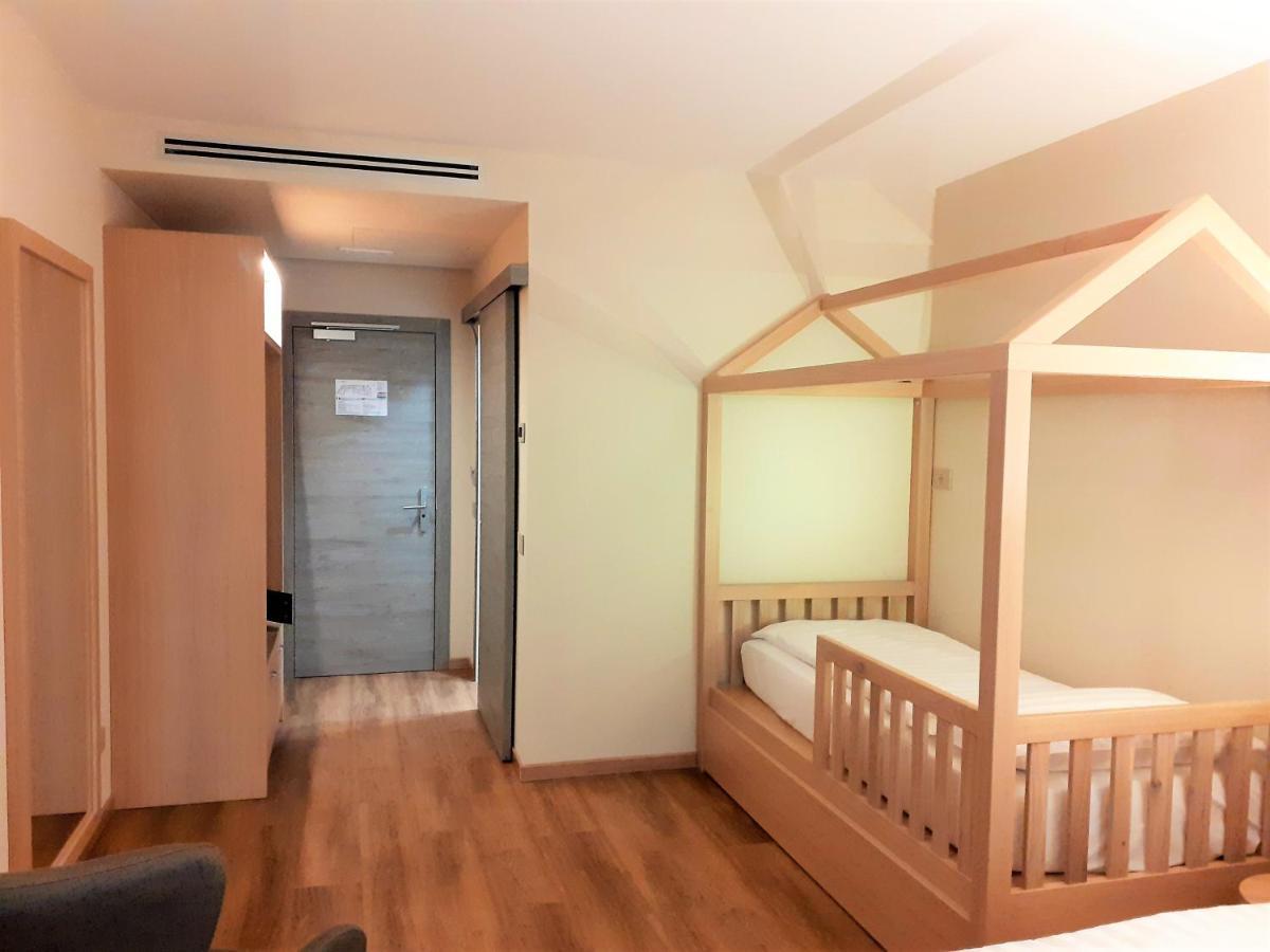 Triple Room,1021818010:JPEG