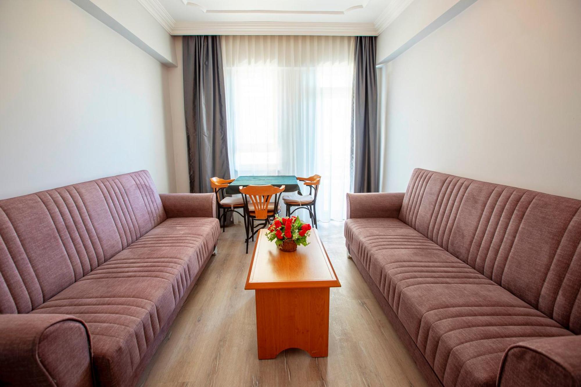 Suite without Air-Conditioning