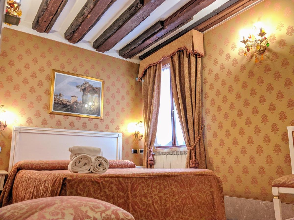Standard Double Room,998770149:JPEG