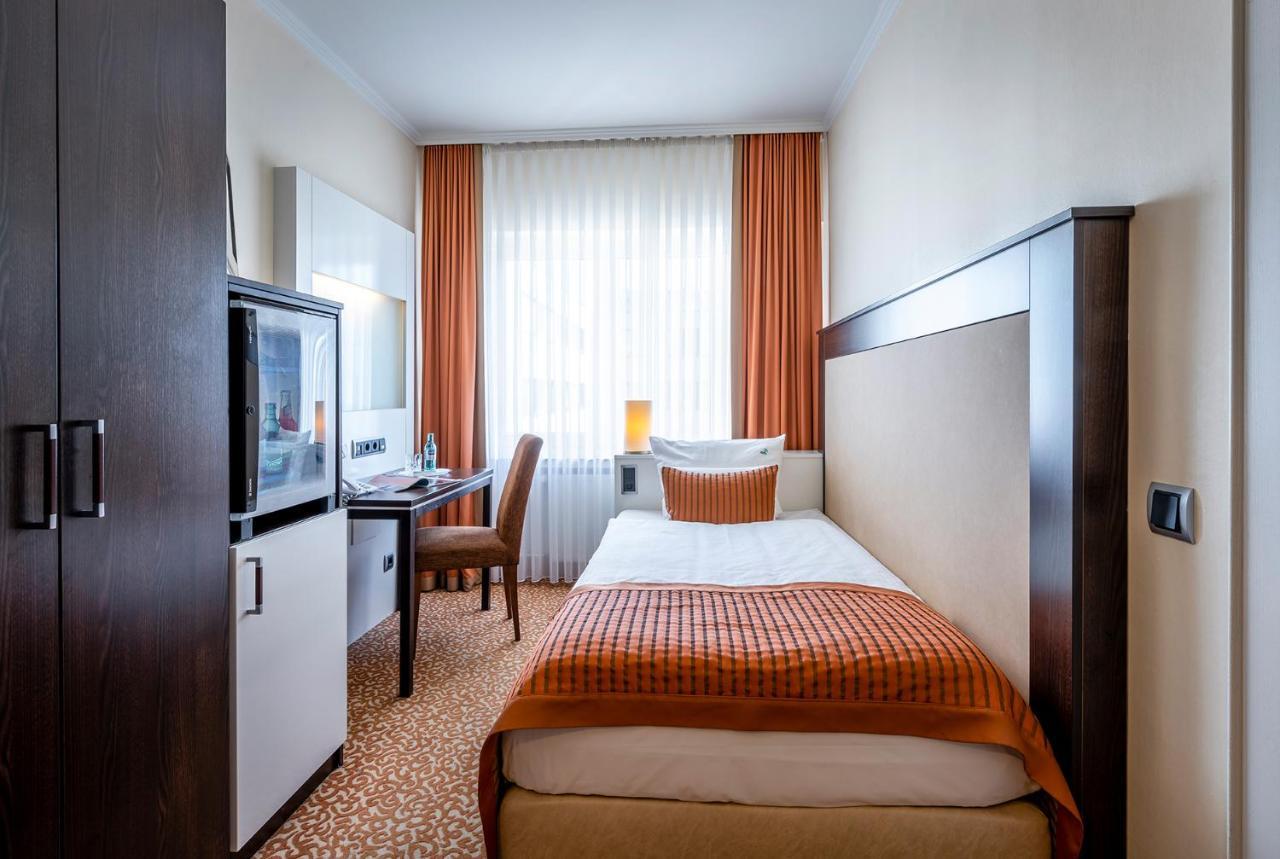 Standard Single Room,996469168:JPEG