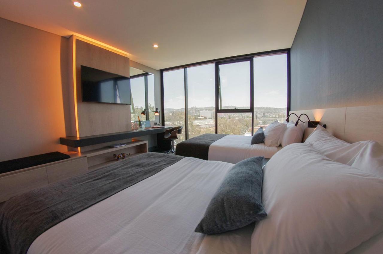 Standard Double Room,811081770:JPEG