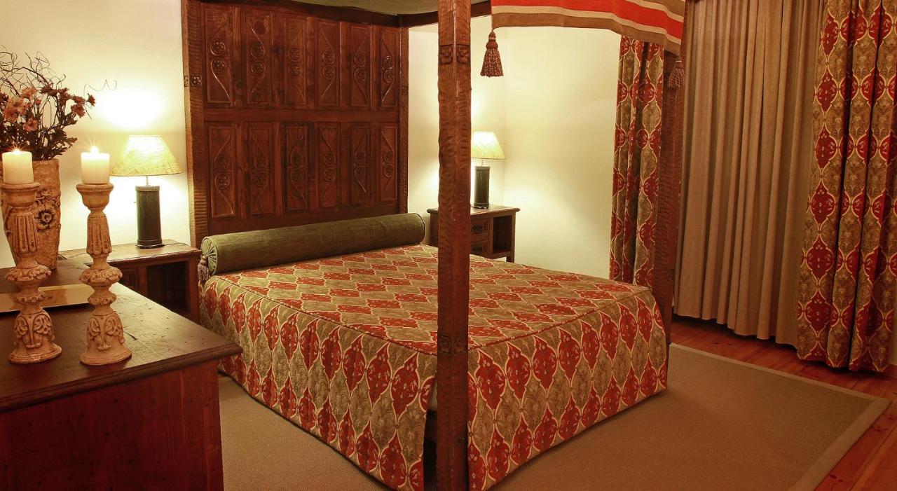 Superior Double Room with Romantic Package,999201084:JPEG