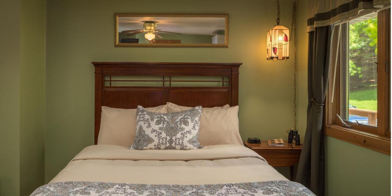 Queen Room,996796867:JPEG