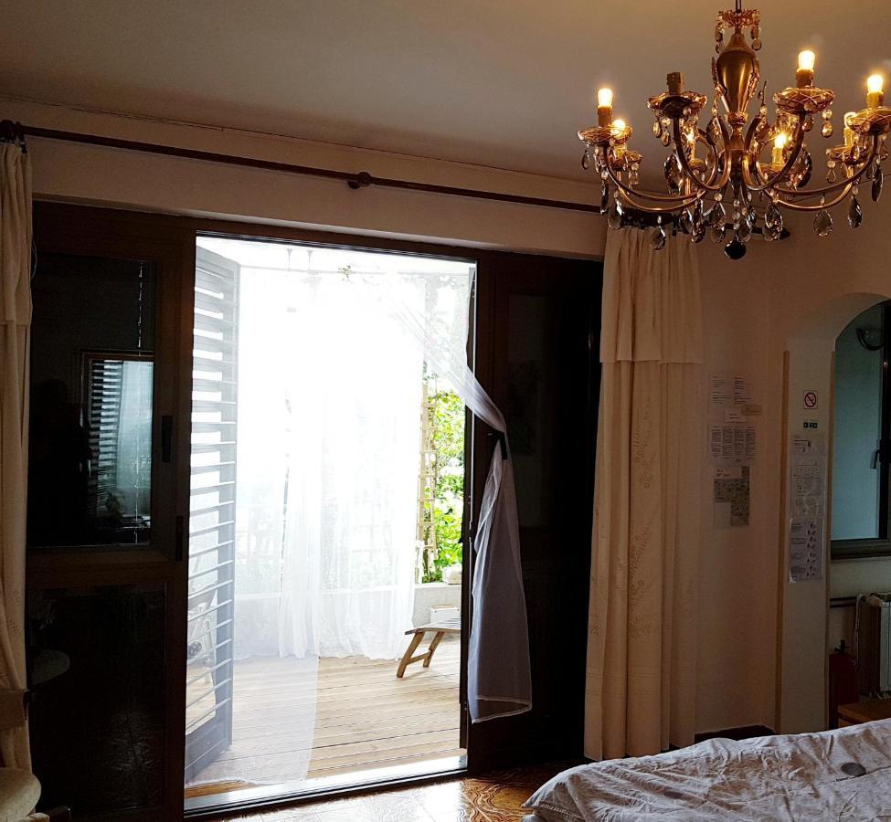Comfort Triple Room Shower