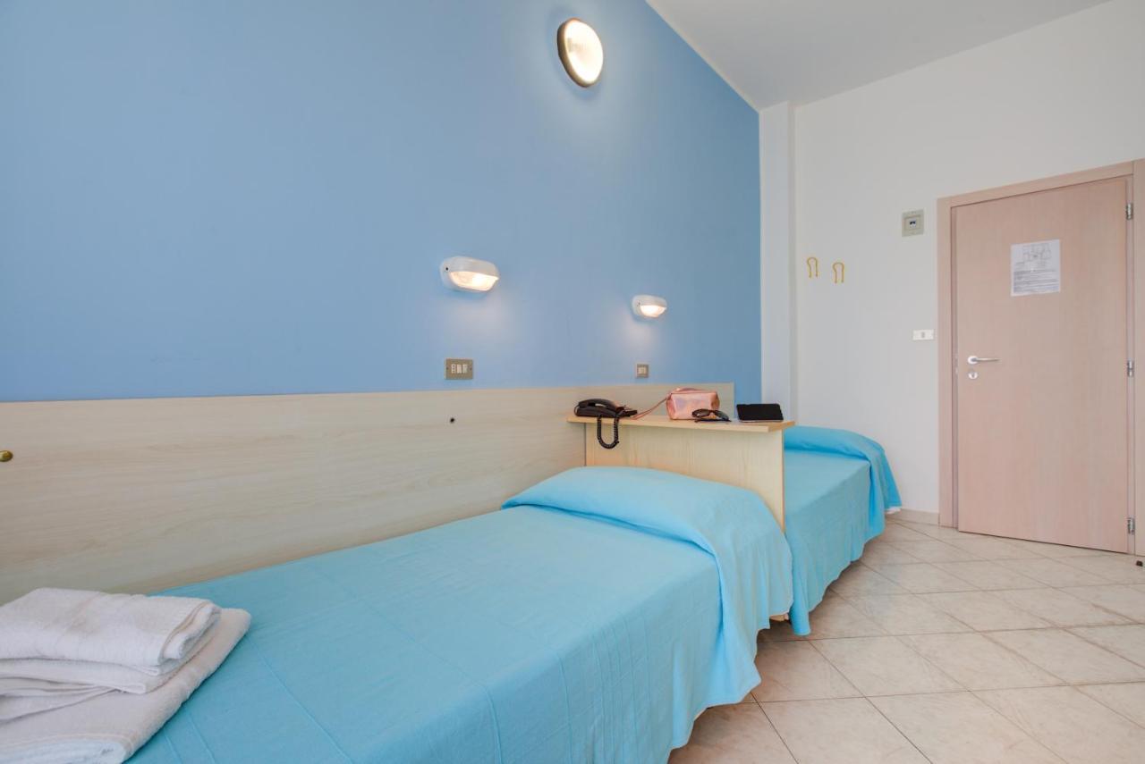 Single Room Balcony