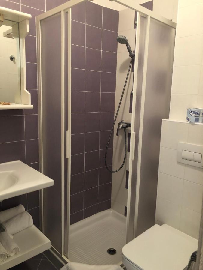 Double Room,997491285:JPEG