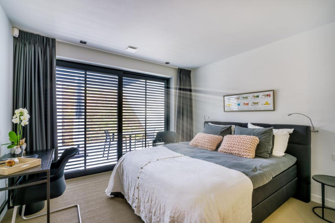 King Room Garden View