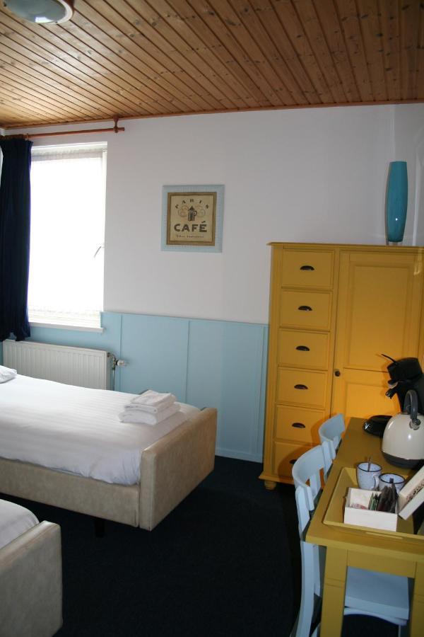 Double or Twin Room Bathroom