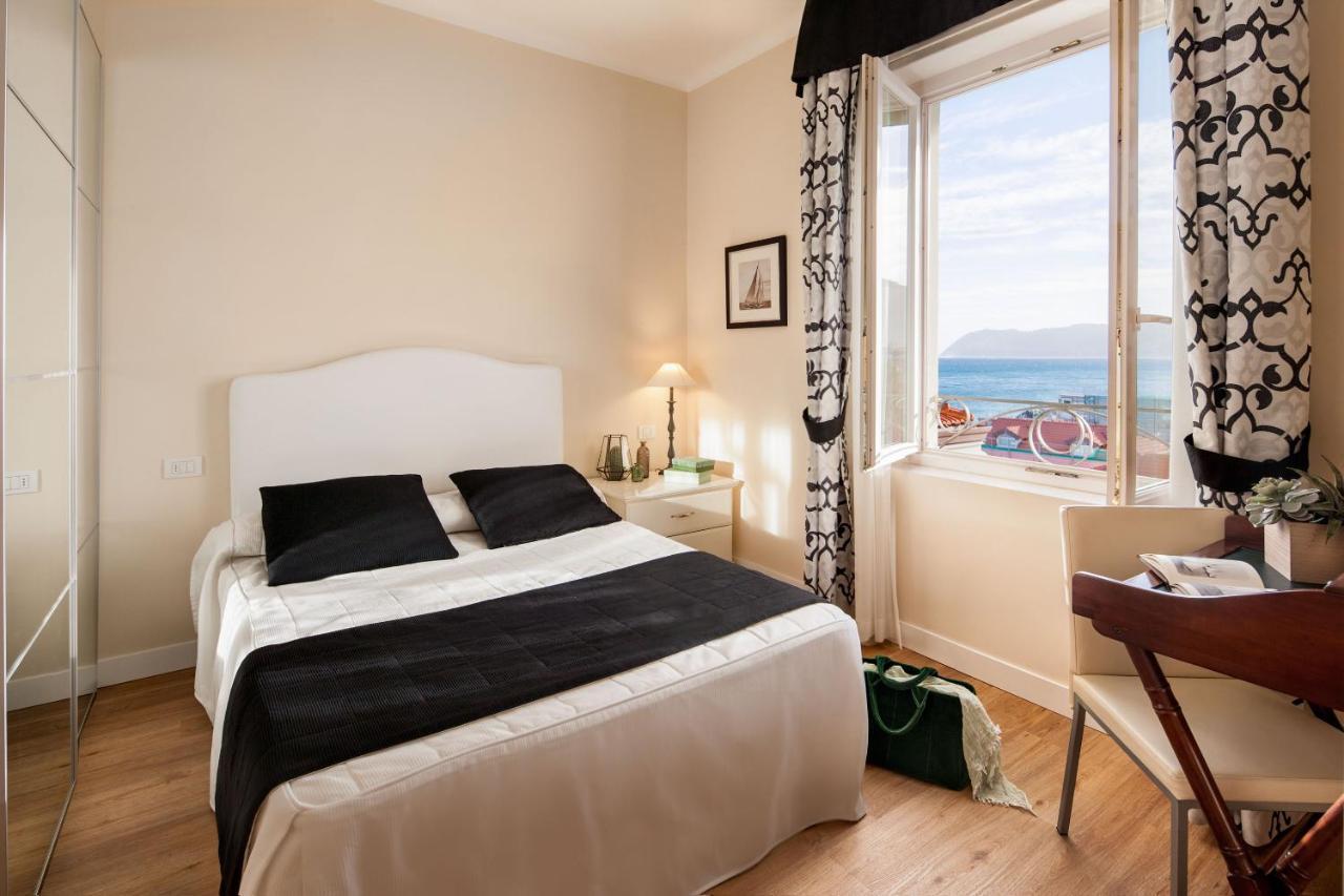 Single Room Partial Sea View,998333079:JPEG