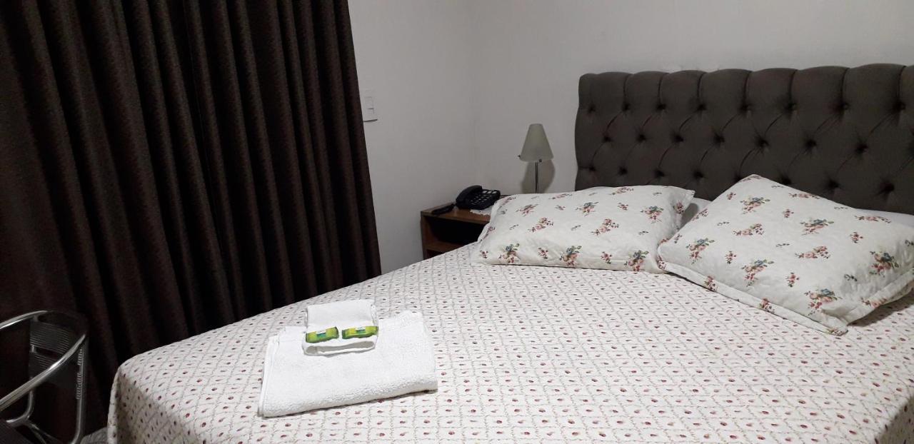Standard Suite,998422386:JPEG