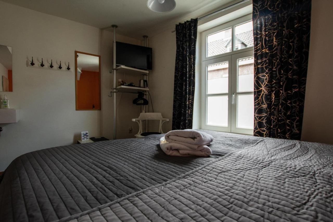 Standard Double Room,998523636:JPEG