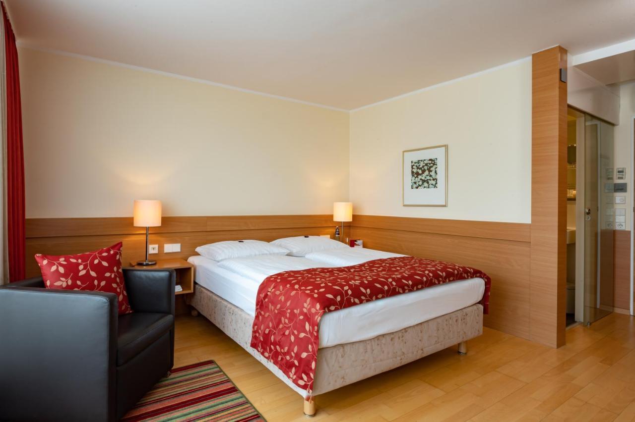 Double Room,998566242:JPEG
