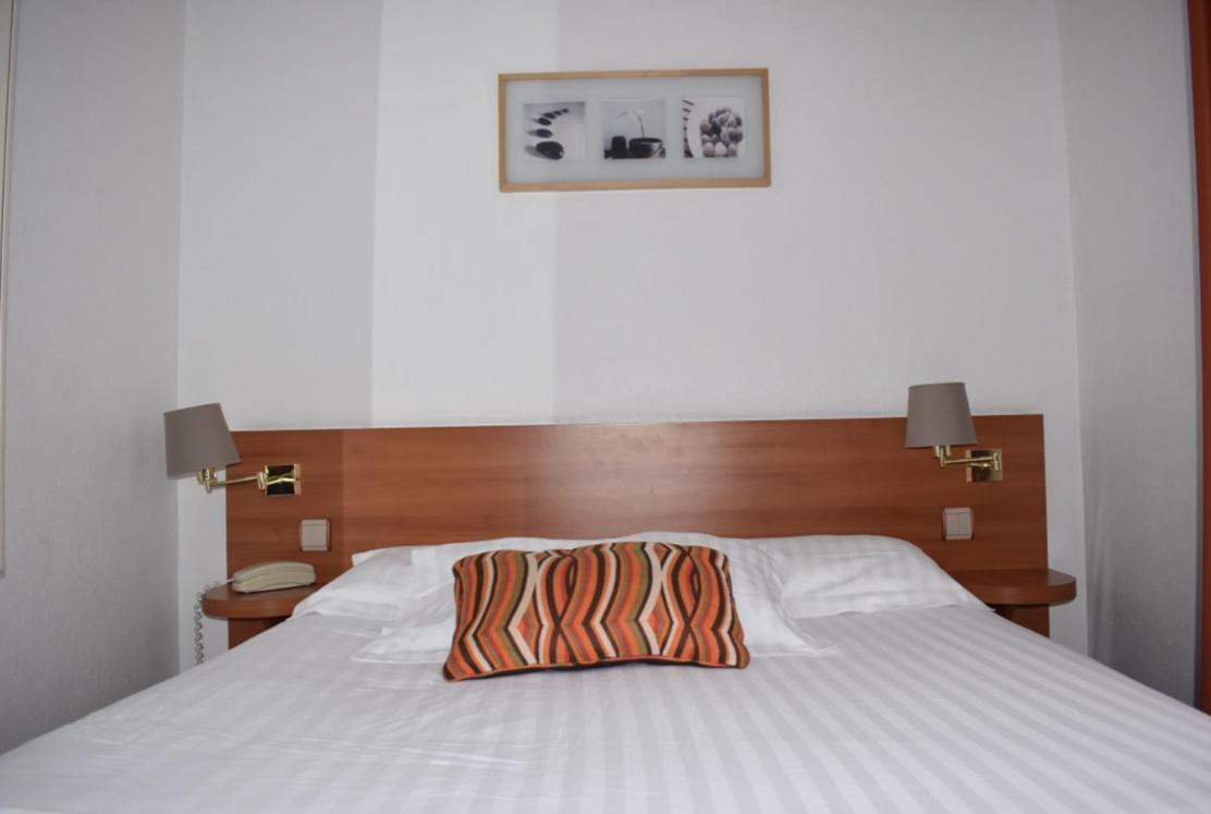 Classic Double Room,1445012614:JPEG