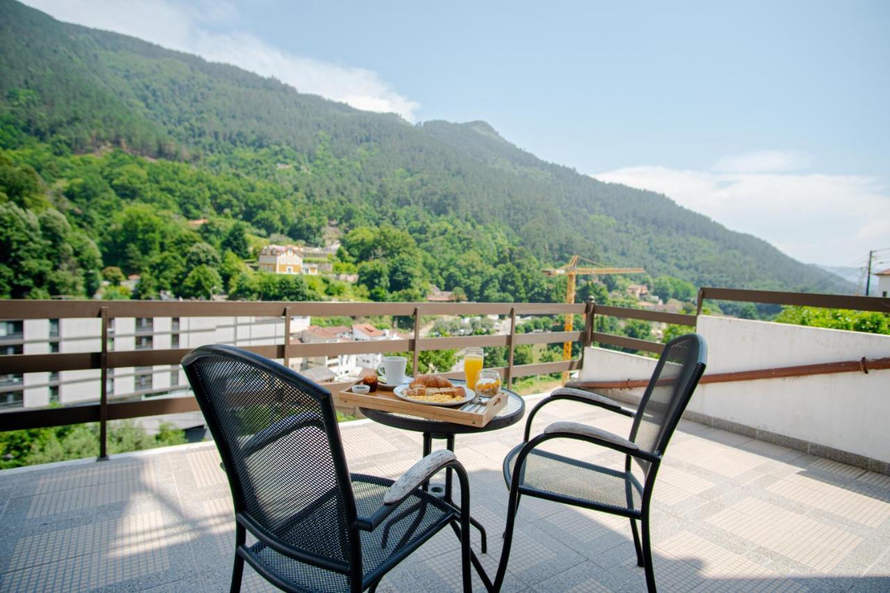 Family Room Terrace,999467454:JPEG