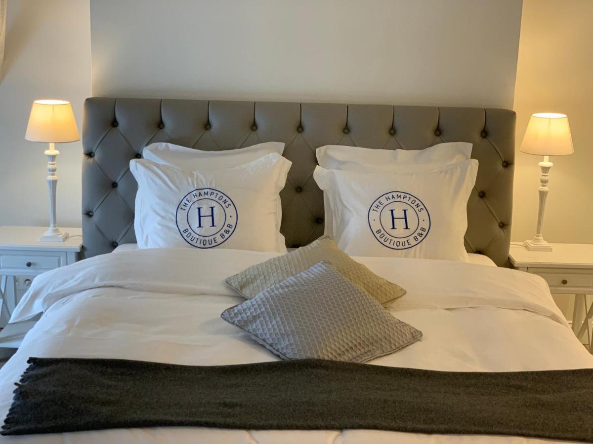King Suite Bath