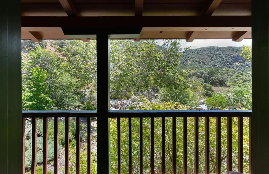 Buckeye Tree Lodge-1