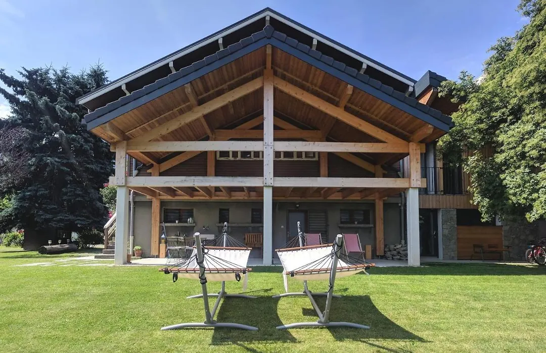 Chalet Les Cols - Chambres avec terrasse&jardin - proche de la nouvelle gare-1