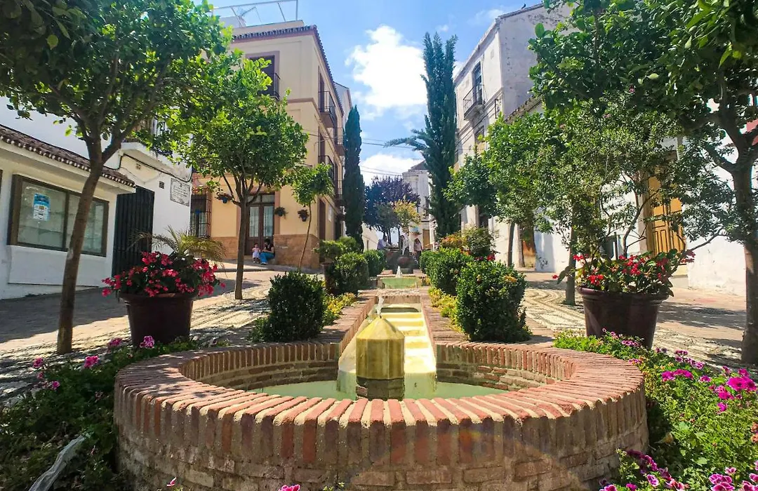 Royal Suites Estepona-1