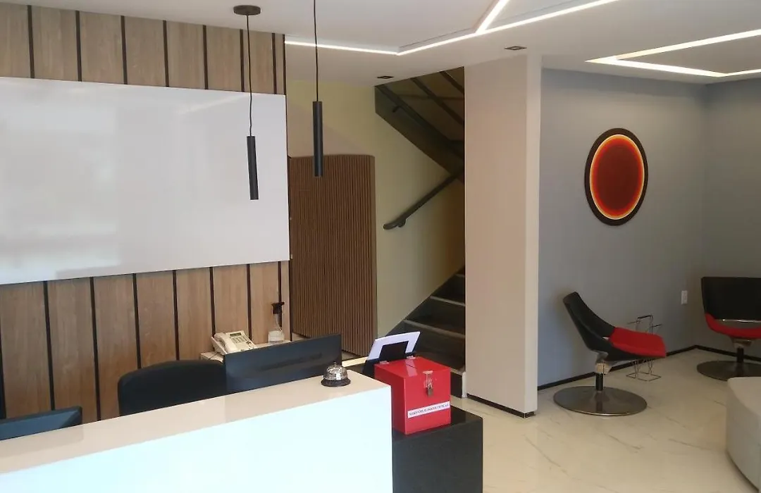Hub Hotel-1