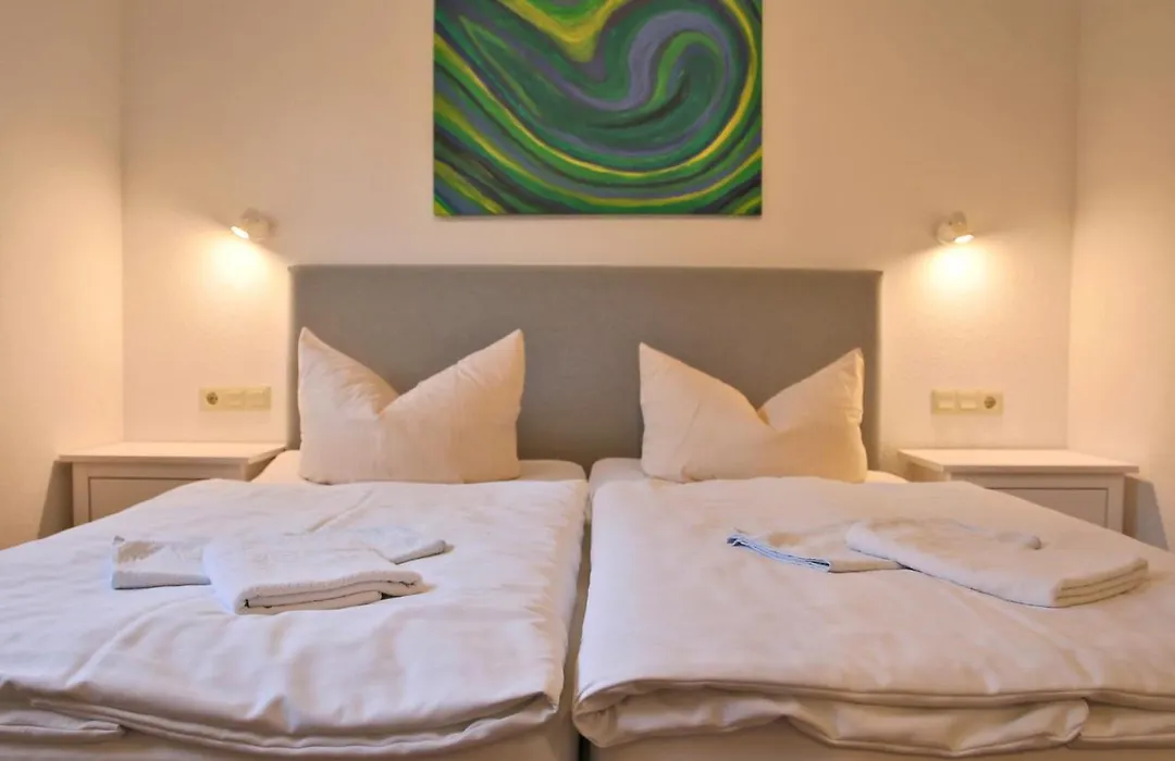 Hotel Am Wasser-1