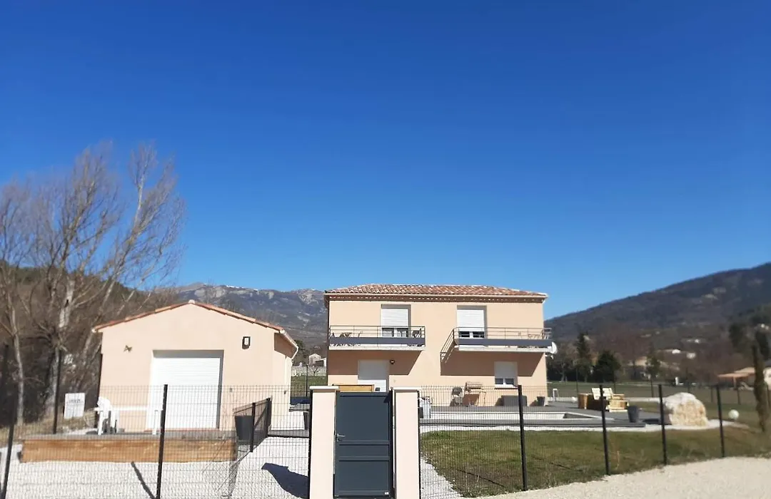 Le long du Verdon-1