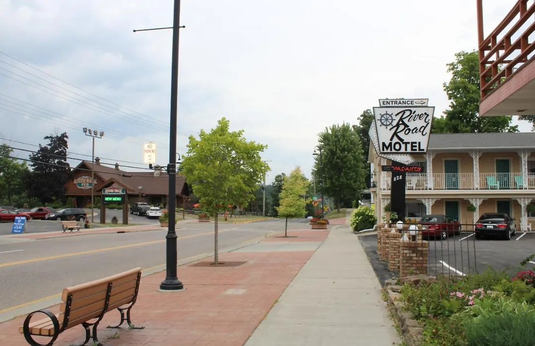 River Road Motel-1