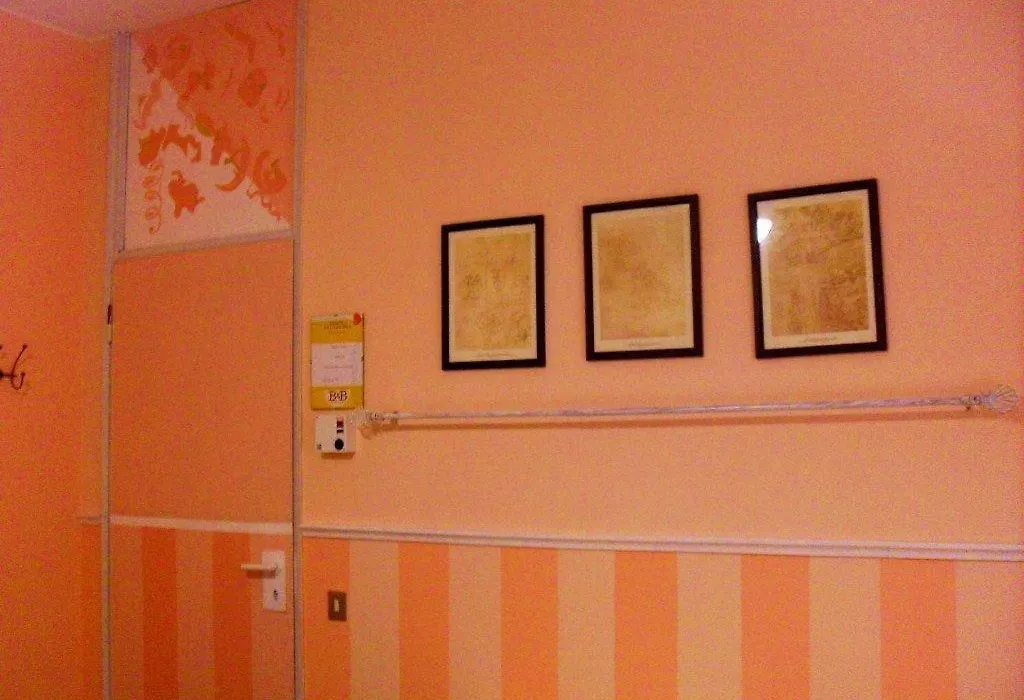 Accademia B&B-1