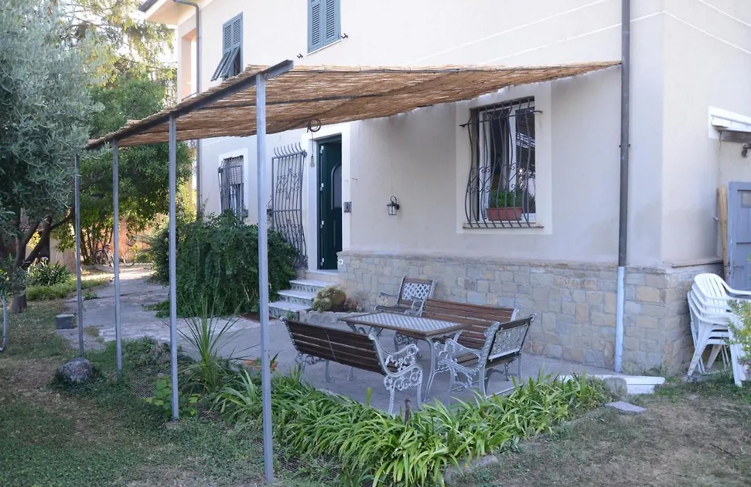 Calicantus Bed And Breakfast-1