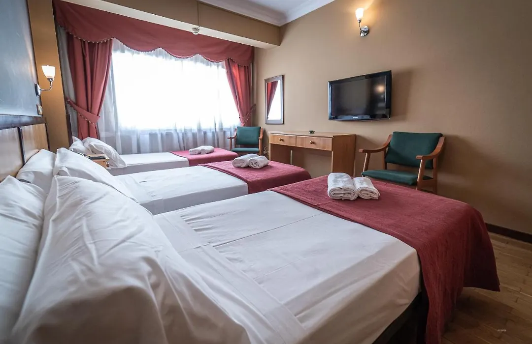 Hotel Silva-1