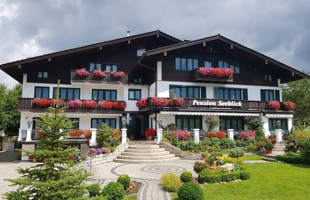 Pension Seeblick-1