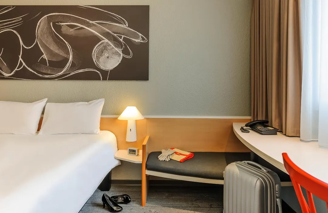 Ibis Hotel Hannover City-1