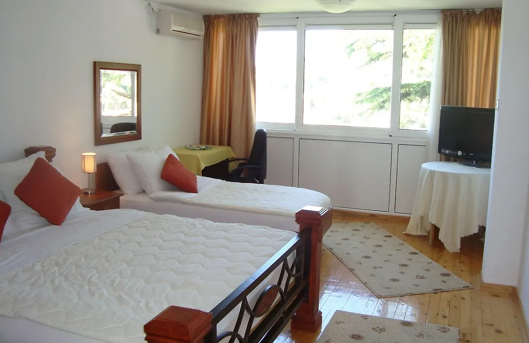 Hotel Villa Garden Ulcinj-Ulqin-1