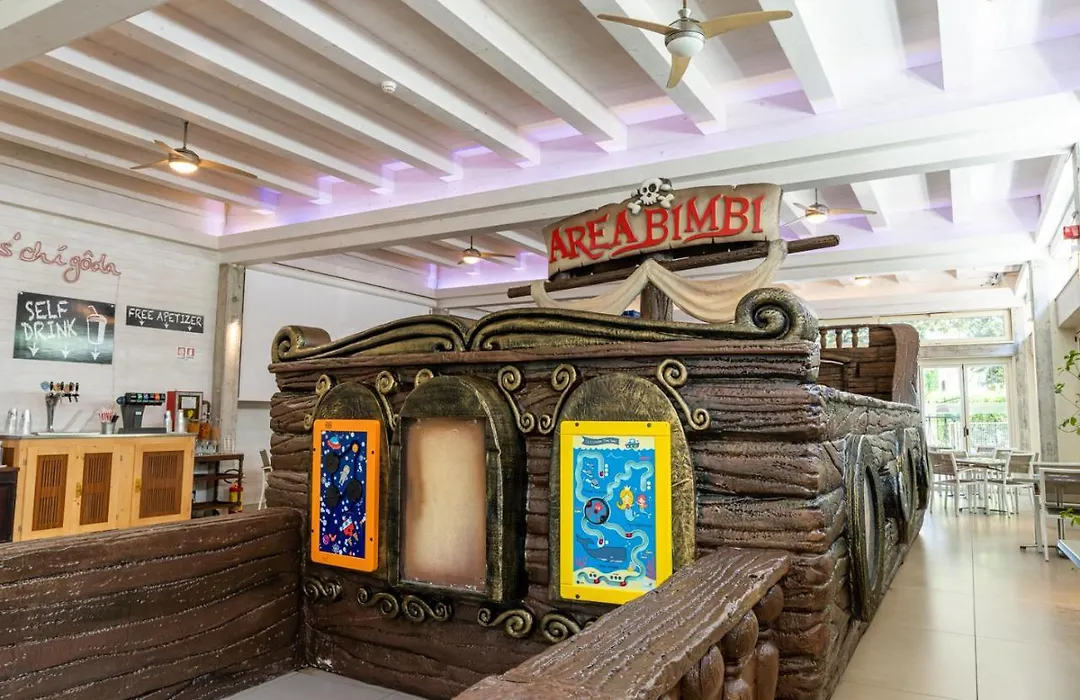 Hotel Rosalba Valentini Family Village-1