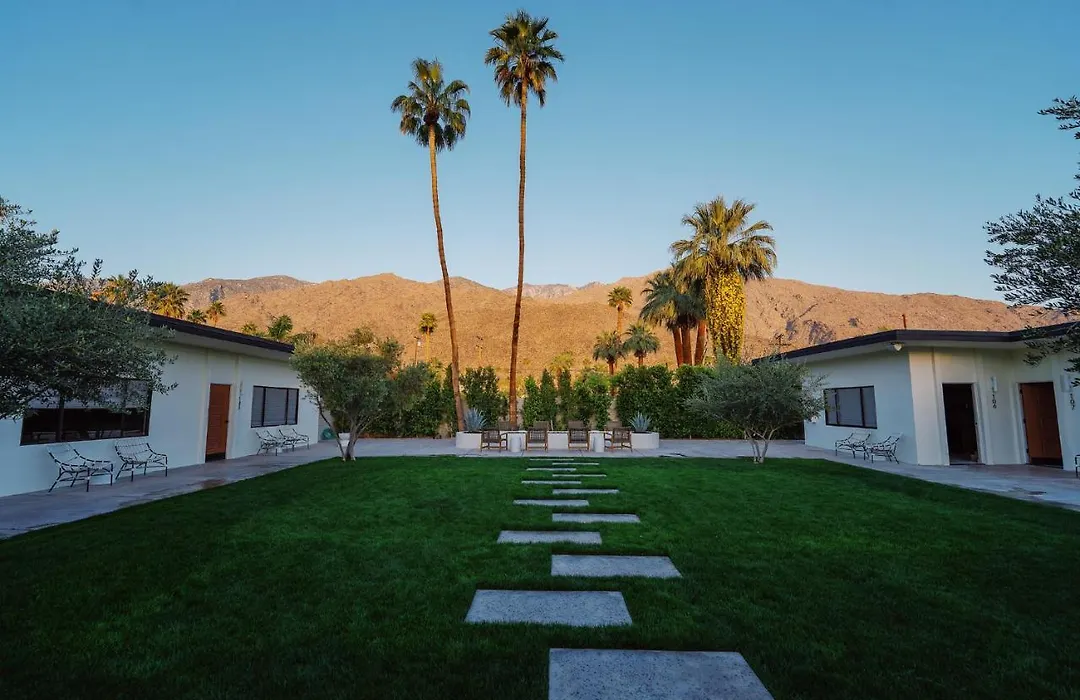 Azure Sky Hotel - Adults Only - A Town & Desert Boutique Hotel-1