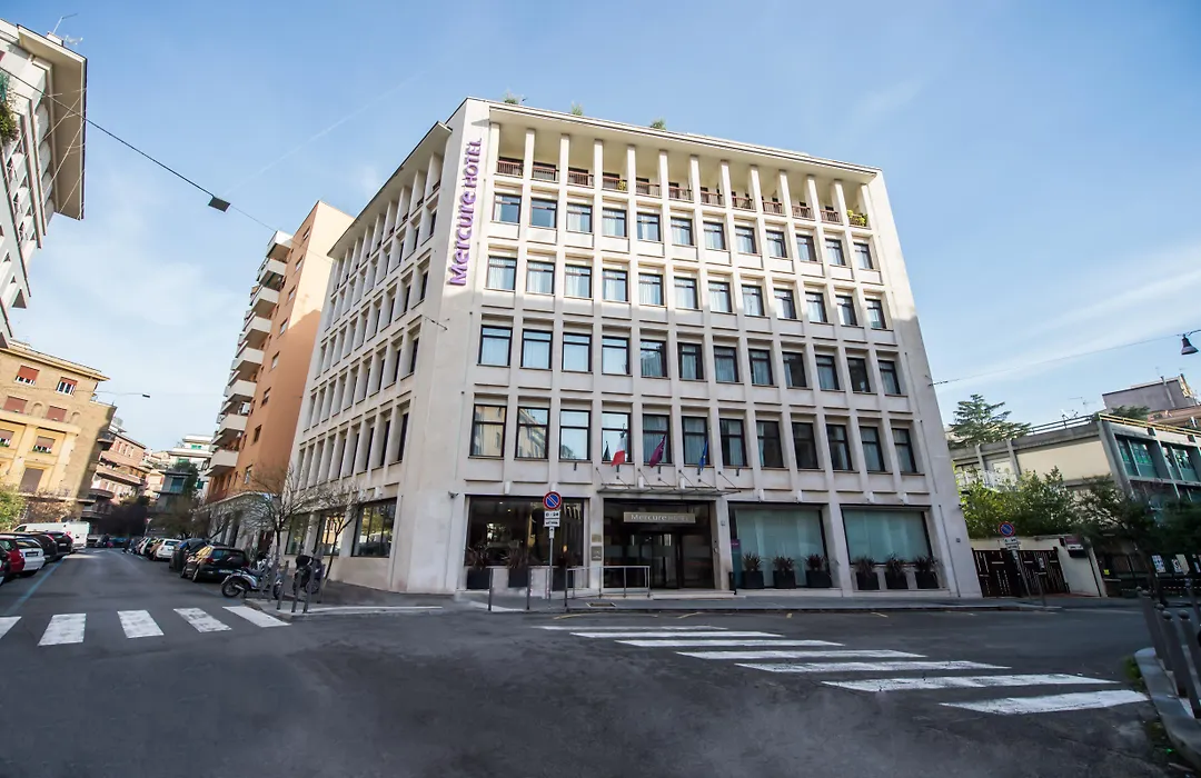 Mercure Roma Piazza Bologna-1