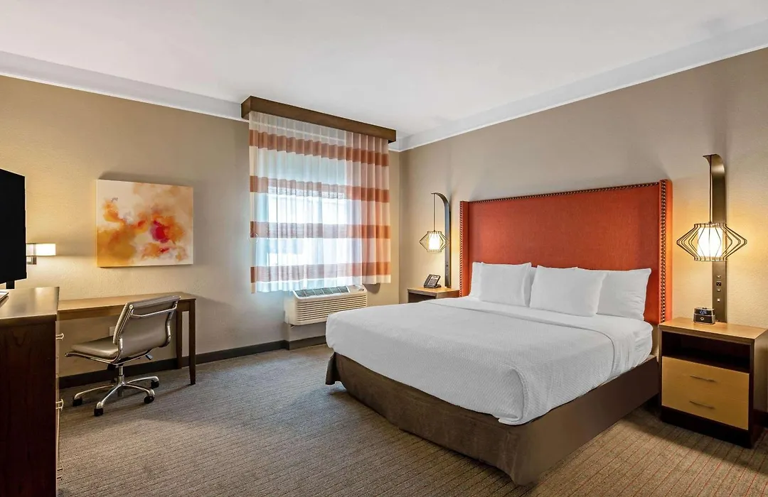 La Quinta By Wyndham San Francisco Airport North - Free Airport Shuttle-1