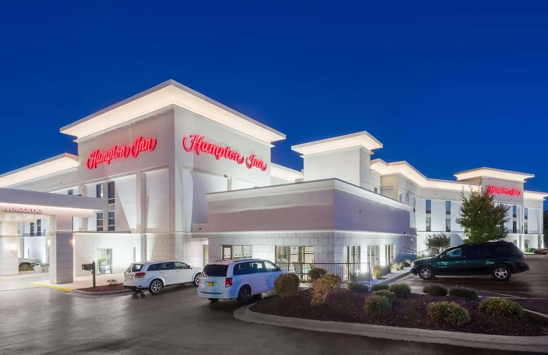 Hampton Inn Mount Airy-1
