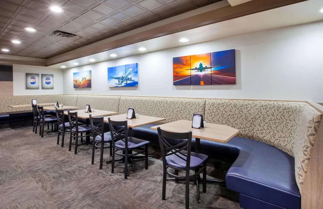 Wingate By Wyndham Detroit Metro Airport-1