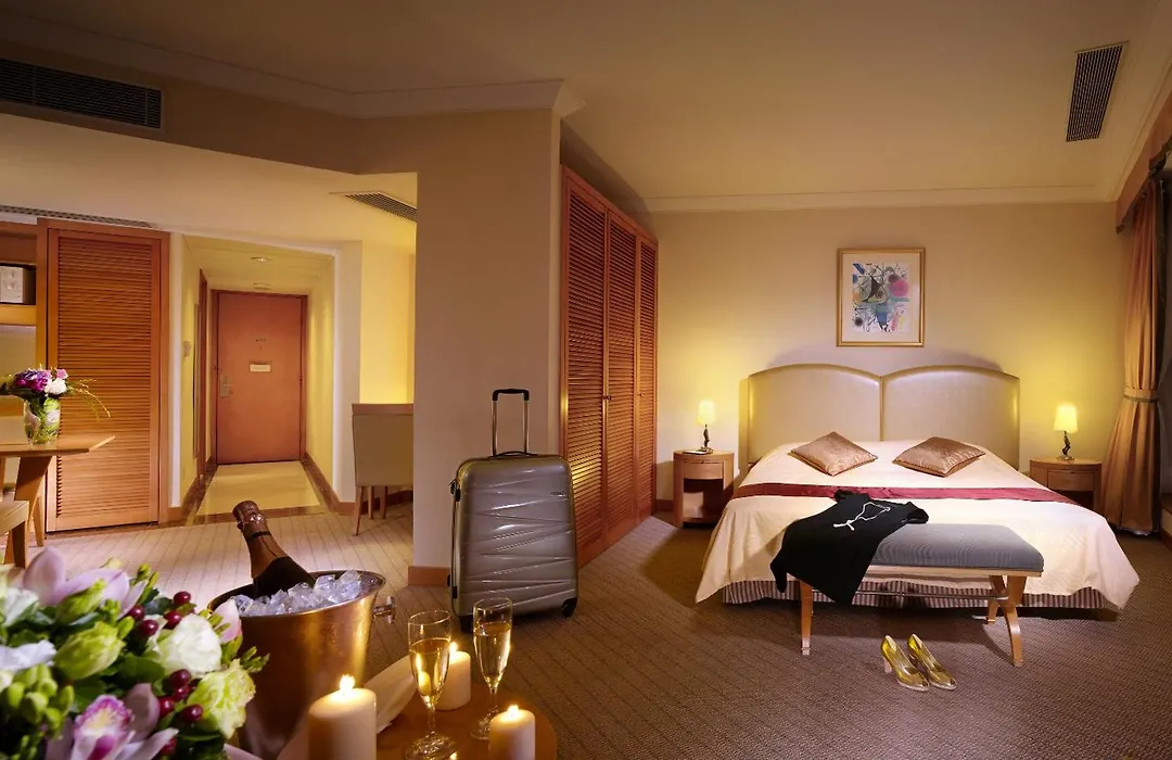Harbour Plaza Resort City-1