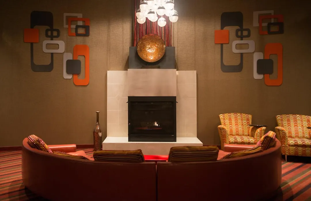 Radisson Hotel Duluth-Harborview-1