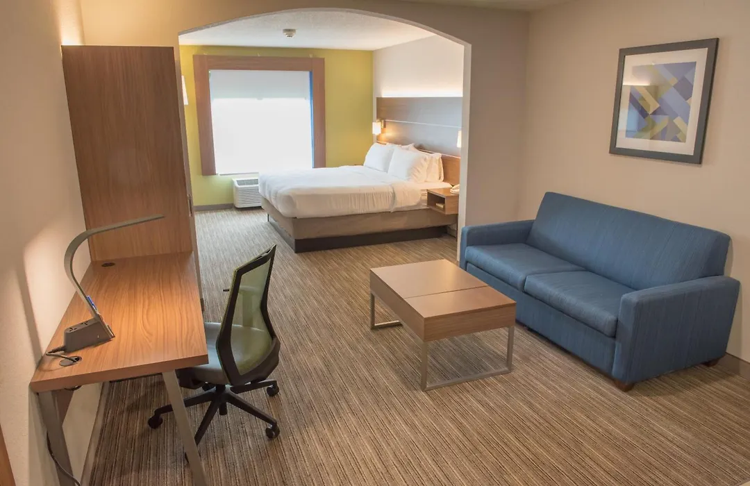 Holiday Inn Express Hotel & Suites Elkhart-South By Ihg-1