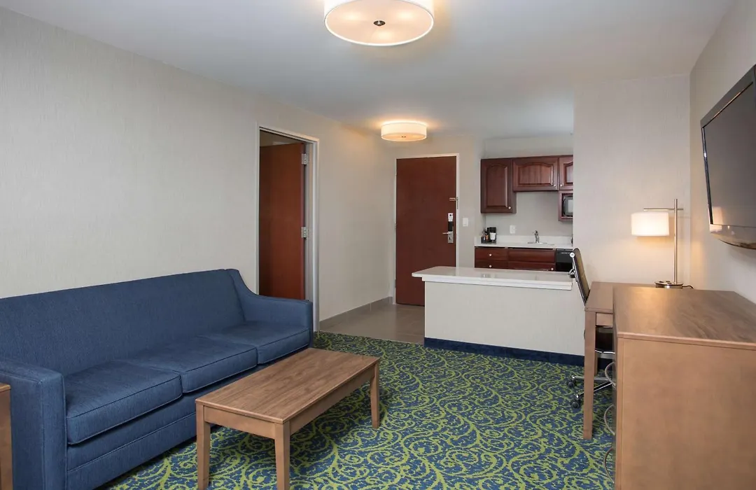 Best Western Plus Portsmouth Hotel & Suites-1