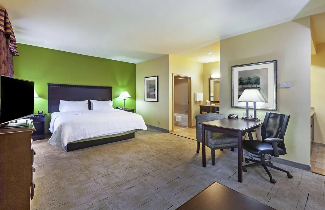 Hampton Inn & Suites Owasso-1