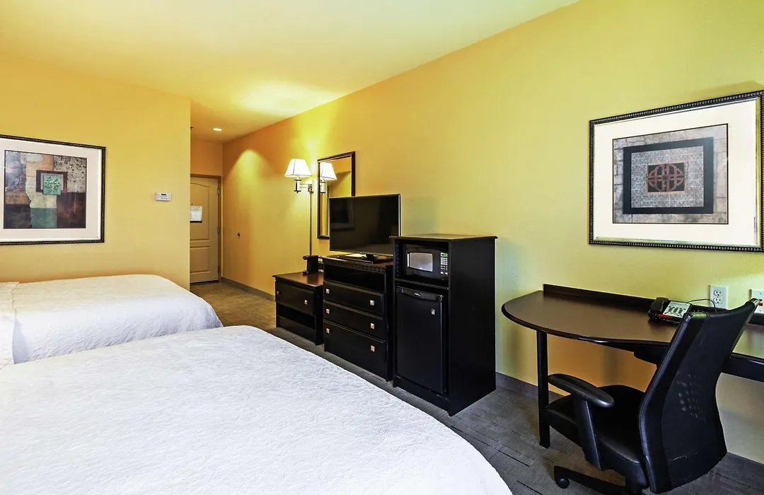 Hampton Inn & Suites Owasso-1