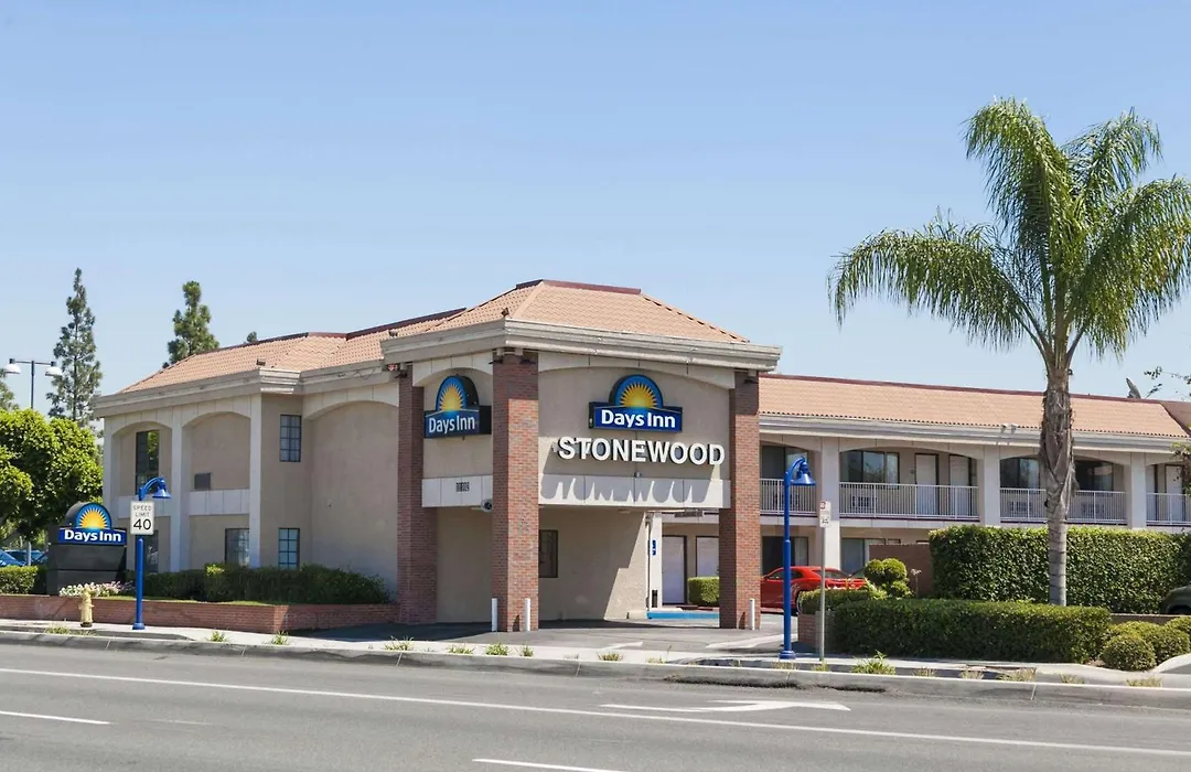 Days Inn By Wyndham Downey-1