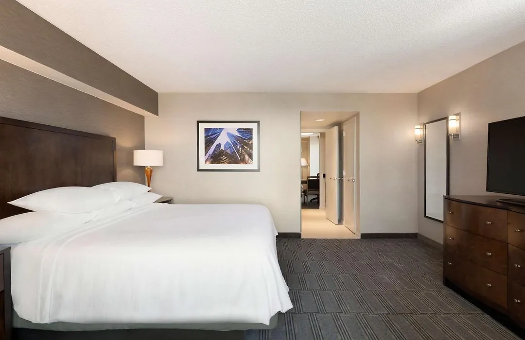 Embassy Suites By Hilton Chicago Lombard-1