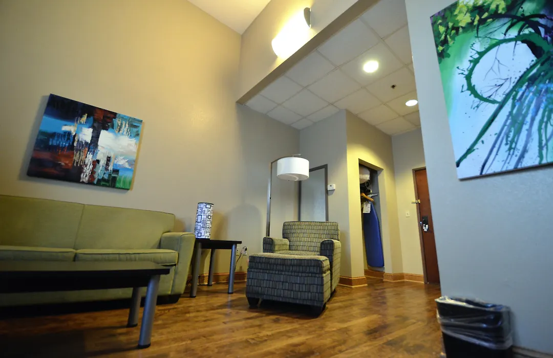 Holiday Inn Express Cleveland Downtown By Ihg-1