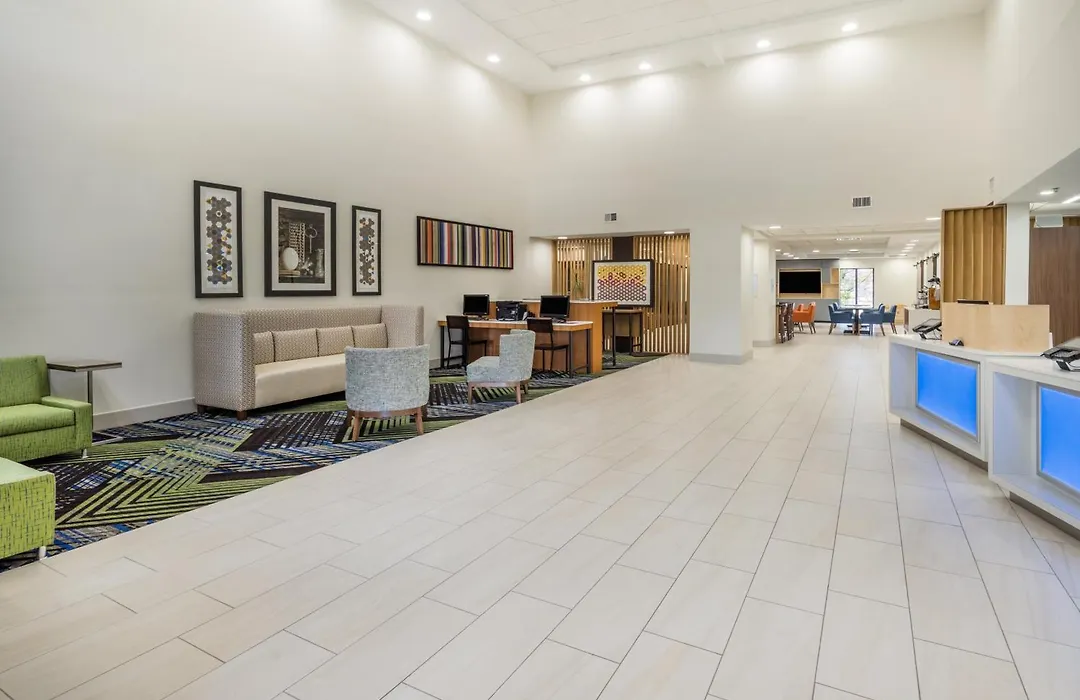 Holiday Inn Express Hotel & Suites Louisville East By Ihg-1
