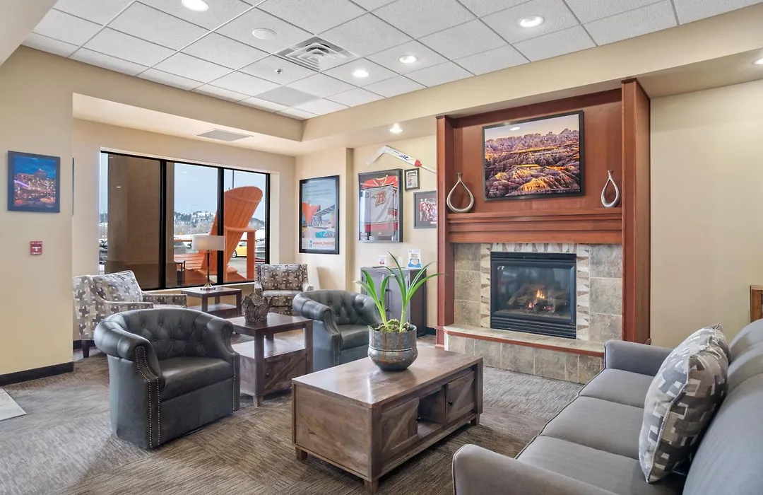 Elevation Inn & Suites, Trademark Collection By Wyndham Downtown Rapid City- Walking Distance To The Monument-1